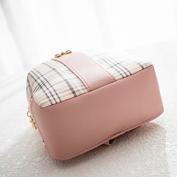 LAST ONE! Emily backback - Picture 2 of 10